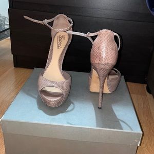 Gucci nude/pink snake skin, high heel, open toe shoes